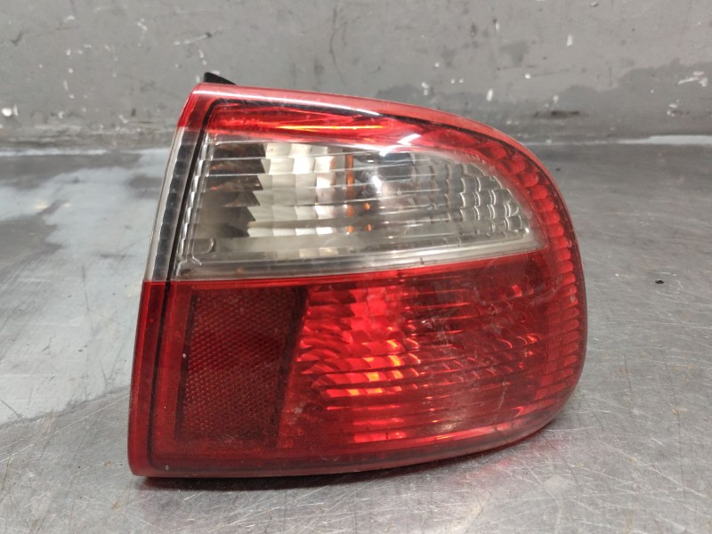 Recambio de piloto trasero derecho para seat toledo ii (1m2) 1.9 tdi referencia OEM IAM   
