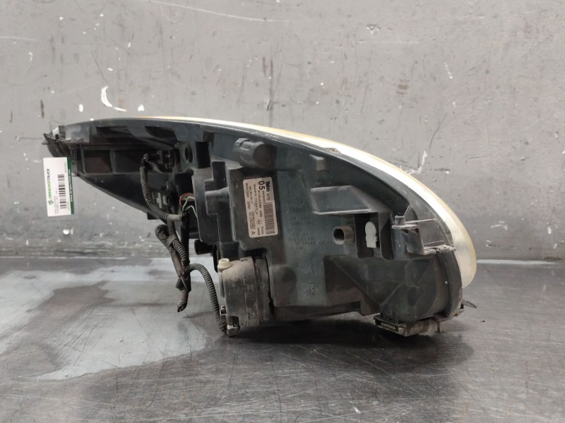 Recambio de faro izquierdo para citroën c1 (pm_, pn_) 1.0 referencia OEM IAM 89032402  