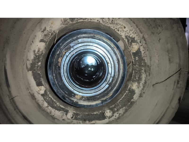Recambio de buje delantero para volvo fh xxx referencia OEM IAM 21983590 21940776 