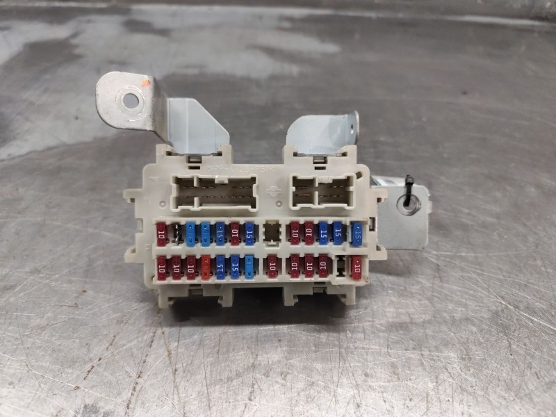Recambio de caja reles / fusibles para nissan murano i (z50) 3.5 4x4 referencia OEM IAM AM60A  