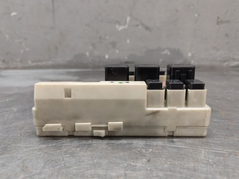 Recambio de caja reles / fusibles para nissan murano i (z50) 3.5 4x4 referencia OEM IAM 284B7CD71A  