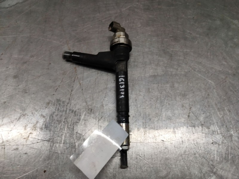 Recambio de inyector para opel corsa c blue line referencia OEM IAM 8973138612  