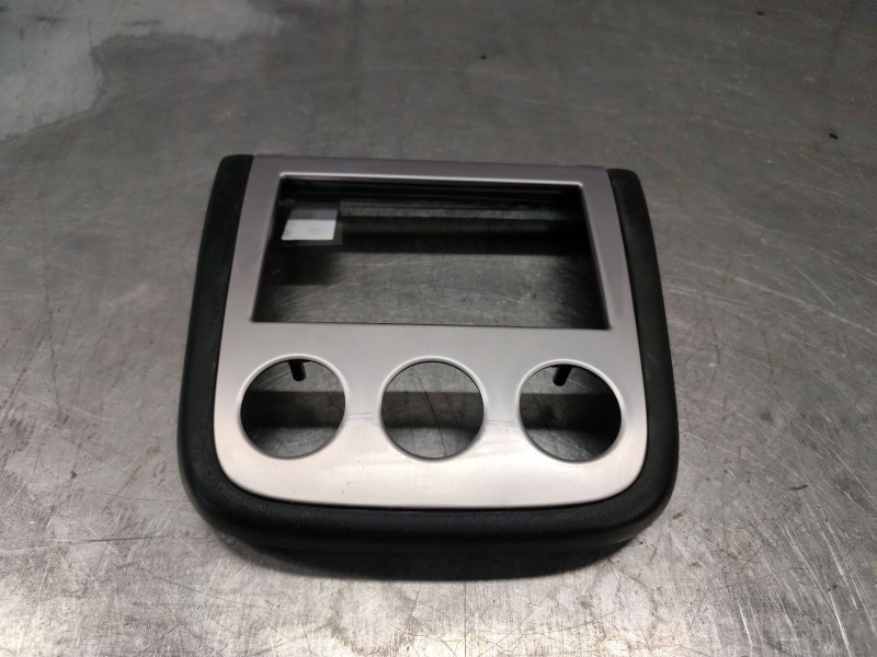 Recambio de moldura climatizacion para nissan murano i (z50) 3.5 4x4 referencia OEM IAM P10381A63000  