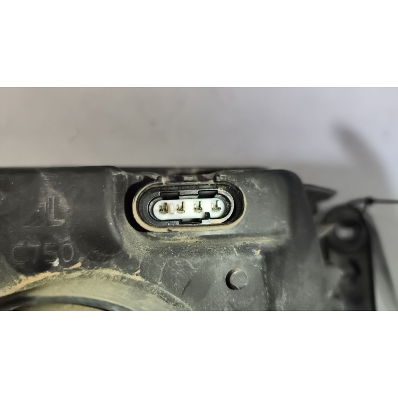 Recambio de faro izquierdo para iveco stralis (as) fsa t / fp lt 4x2 gran espacio referencia OEM IAM 504238117  