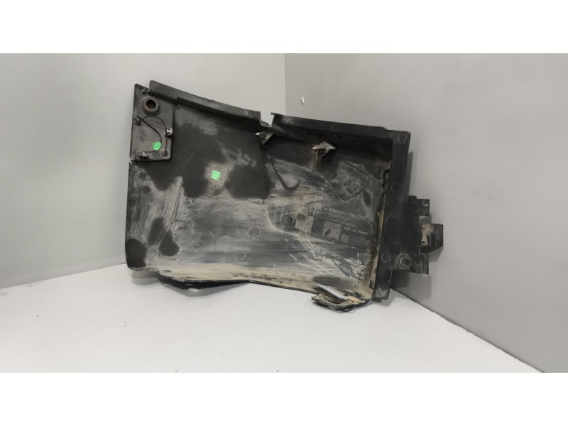 Recambio de puntera paragolpes delantera izquierda para renault serie t 12.8 diesel referencia OEM IAM 23309353  