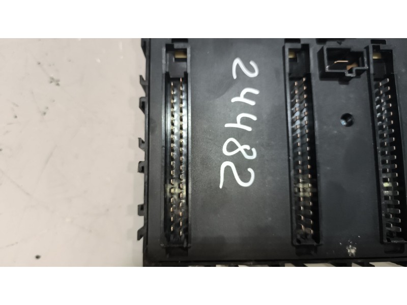 Recambio de caja reles / fusibles para daf serie xf105.xxx 12.9 diesel referencia OEM IAM 1895428  