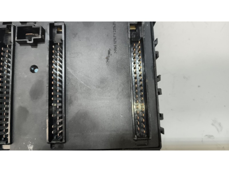 Recambio de caja reles / fusibles para daf serie xf105.xxx 12.9 diesel referencia OEM IAM 1895428  