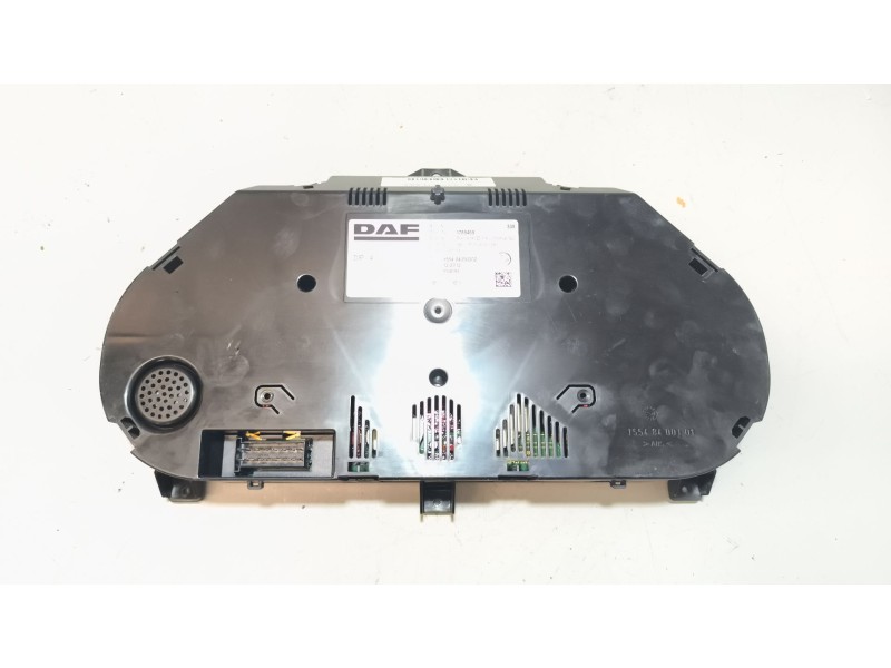 Recambio de cuadro instrumentos para daf serie xf105.xxx 12.9 diesel referencia OEM IAM 1789469  