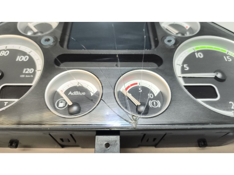 Recambio de cuadro instrumentos para daf serie xf105.xxx 12.9 diesel referencia OEM IAM 1789469  