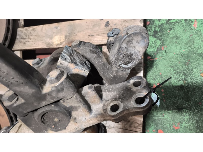 Recambio de mangueta delantera izquierda para daf serie lf55.xxx desde 06 referencia OEM IAM 1404474  