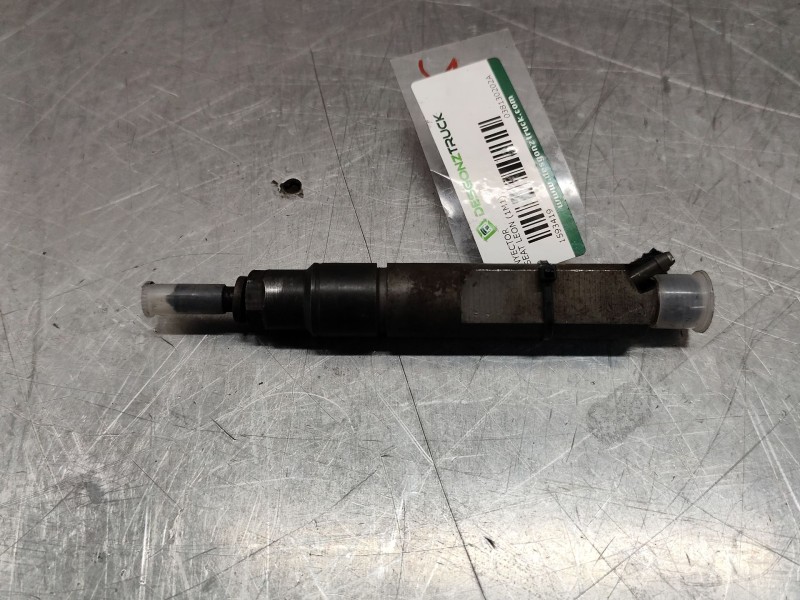 Recambio de inyector para seat leon (1m1) signo referencia OEM IAM 038130202A  