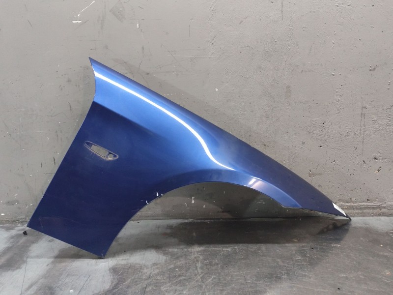 Recambio de aleta delantera derecha para bmw 3 (e90) 320 d referencia OEM IAM   