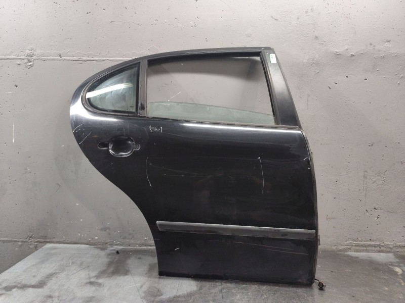 Recambio de puerta trasera derecha para seat toledo ii (1m2) 1.9 tdi referencia OEM IAM   