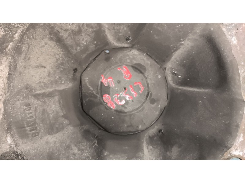 Recambio de buje delantero para renault magnum ab 2005 12.8 diesel referencia OEM IAM 7421022433  