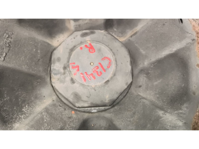 Recambio de buje delantero para renault premium lander 10.8 diesel referencia OEM IAM 7421022433  