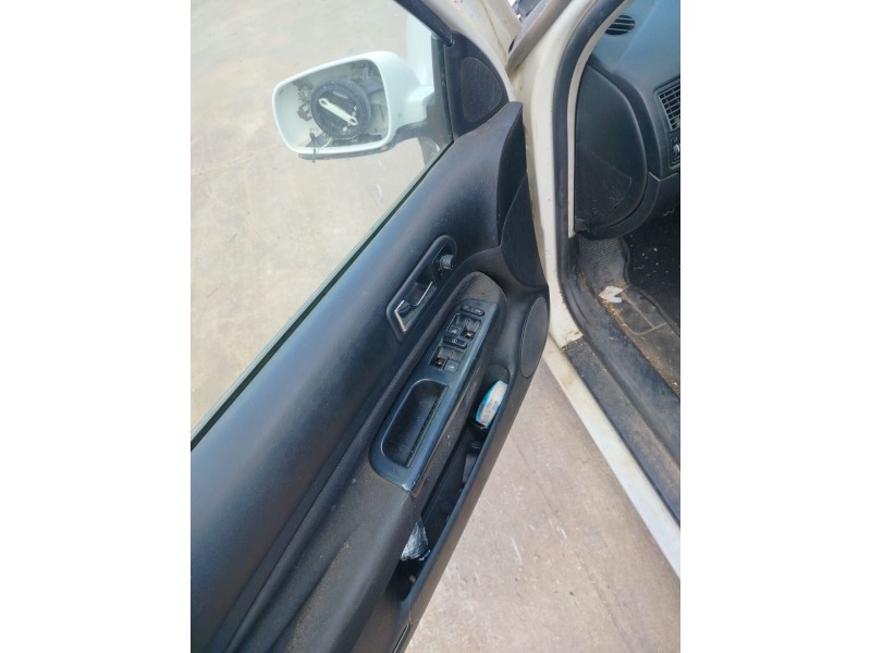 volkswagen golf iv berlina (1j1) del año 1997