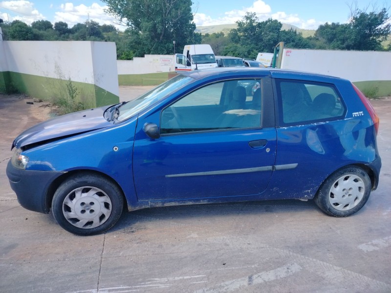 fiat punto berlina (188) del año 2001