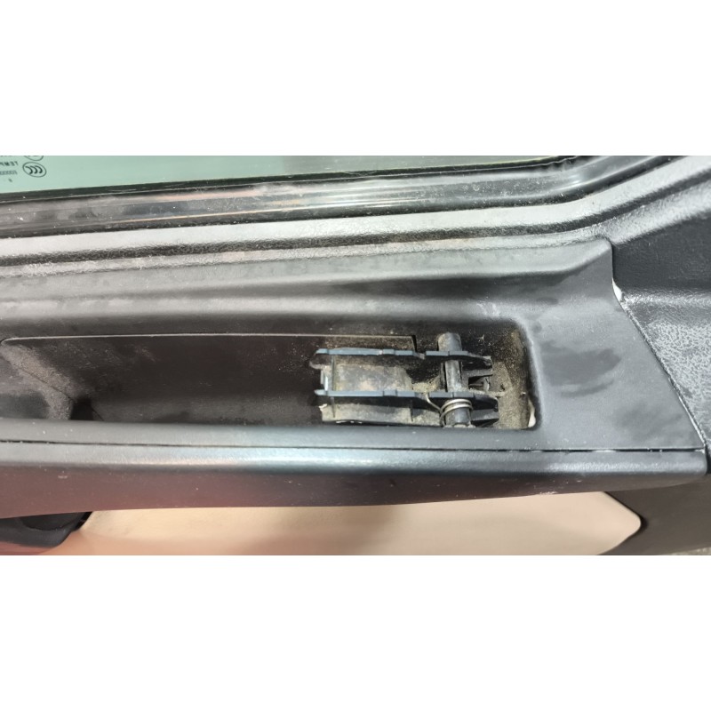 Recambio de puerta delantera derecha para renault midlum fg xxx.10    e4 cabina doble referencia OEM IAM 5600464824 5600464830 