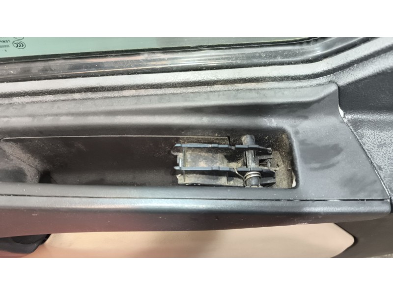 Recambio de puerta delantera derecha para renault midlum fg xxx.10    e4 cabina doble referencia OEM IAM 5600464824 5600464830 