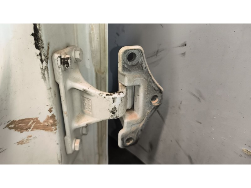 Recambio de puerta delantera izquierda para renault midlum fg xxx.10    e4 cabina doble referencia OEM IAM 5600464823  