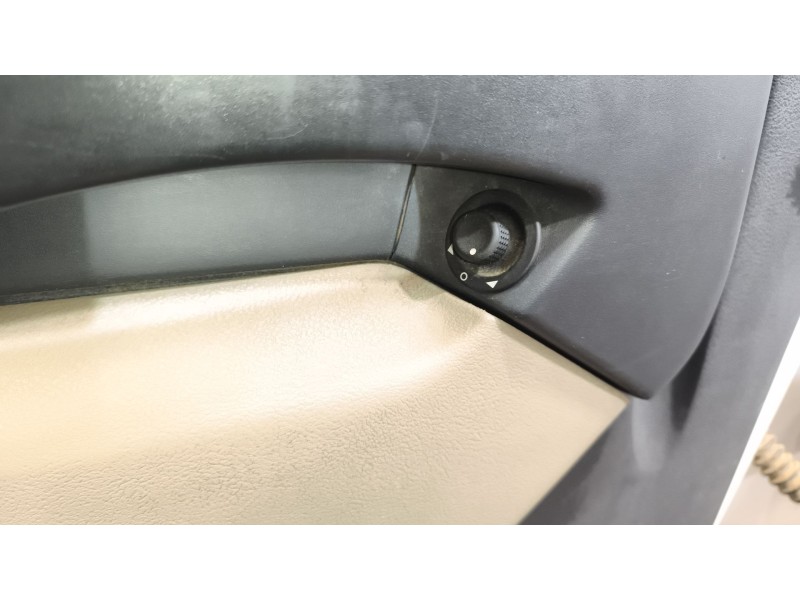 Recambio de puerta delantera izquierda para renault midlum fg xxx.10    e4 cabina doble referencia OEM IAM 5600464823  
