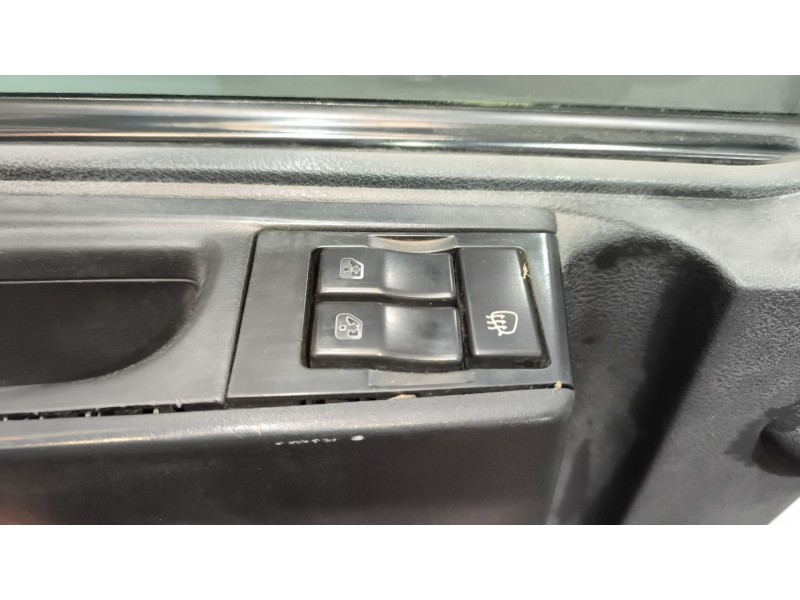 Recambio de puerta delantera izquierda para renault midlum fg xxx.10    e4 cabina doble referencia OEM IAM 5600464823  