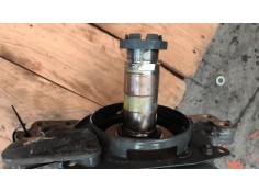 Recambio de mangueta delantera izquierda para renault serie t 12.8 diesel referencia OEM IAM 22848432 7422848432  2