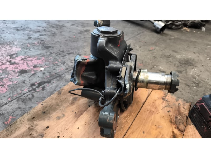 Recambio de mangueta delantera derecha para renault serie t 12.8 diesel referencia OEM IAM 22848433 7422848433 