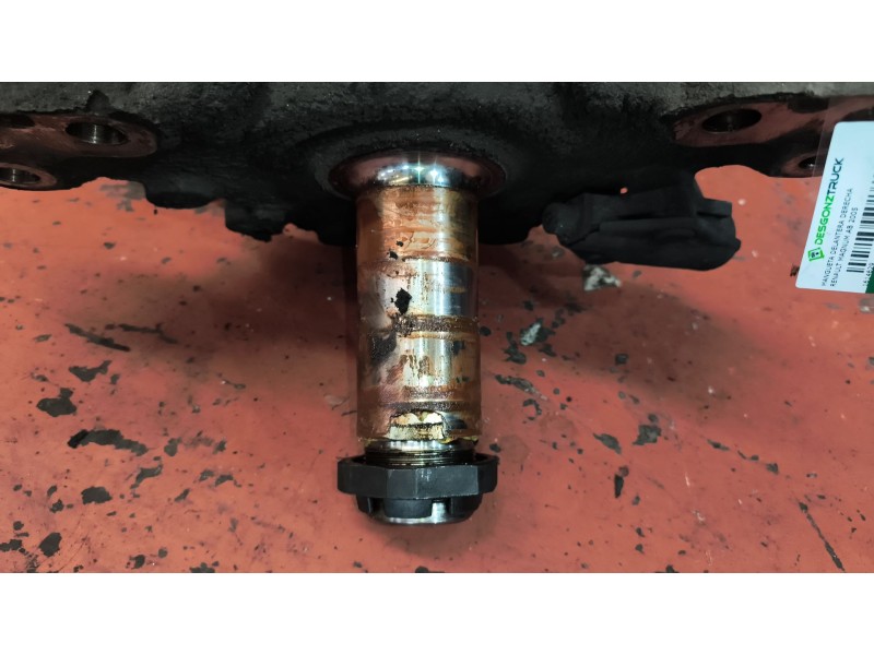 Recambio de mangueta delantera derecha para renault magnum ab 2005 12.8 diesel referencia OEM IAM 7420556298 20556298 