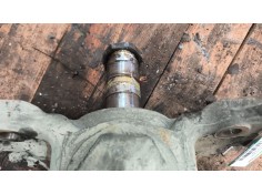 Recambio de mangueta delantera derecha para renault premium lander 10.8 diesel referencia OEM IAM 7420556298 20556298  2
