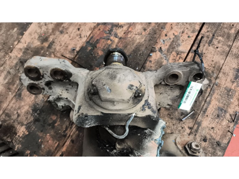 Recambio de mangueta delantera derecha para renault premium lander 10.8 diesel referencia OEM IAM 7420556298 20556298 