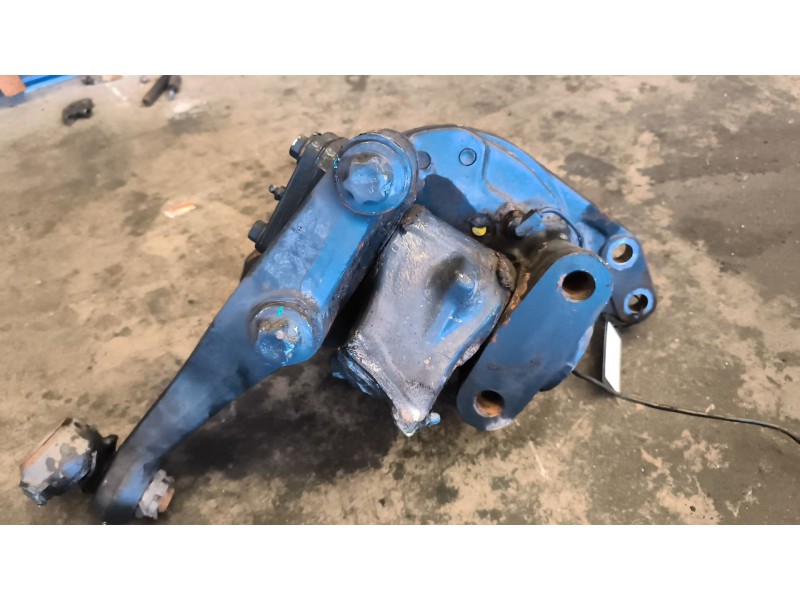 Recambio de mangueta delantera derecha para iveco stralis (as) 12.9 diesel referencia OEM IAM 7182985  