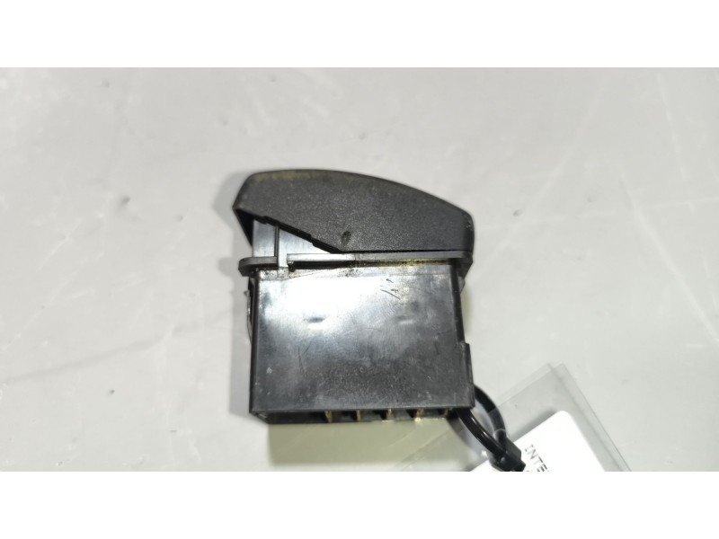 Recambio de interruptor para daf serie xf105.xxx 12.9 diesel referencia OEM IAM 1435598  