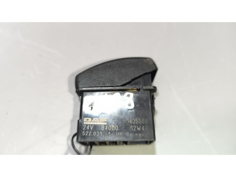 Recambio de interruptor para daf serie xf105.xxx 12.9 diesel referencia OEM IAM 1435598  