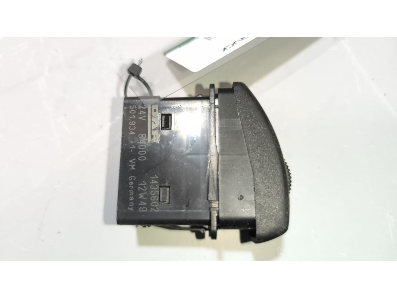 Recambio de interruptor para daf serie xf105.xxx 12.9 diesel referencia OEM IAM 1435602  
