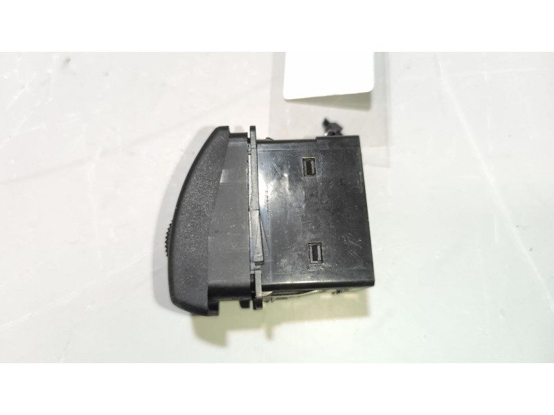 Recambio de interruptor para daf serie xf105.xxx 12.9 diesel referencia OEM IAM 1435602  