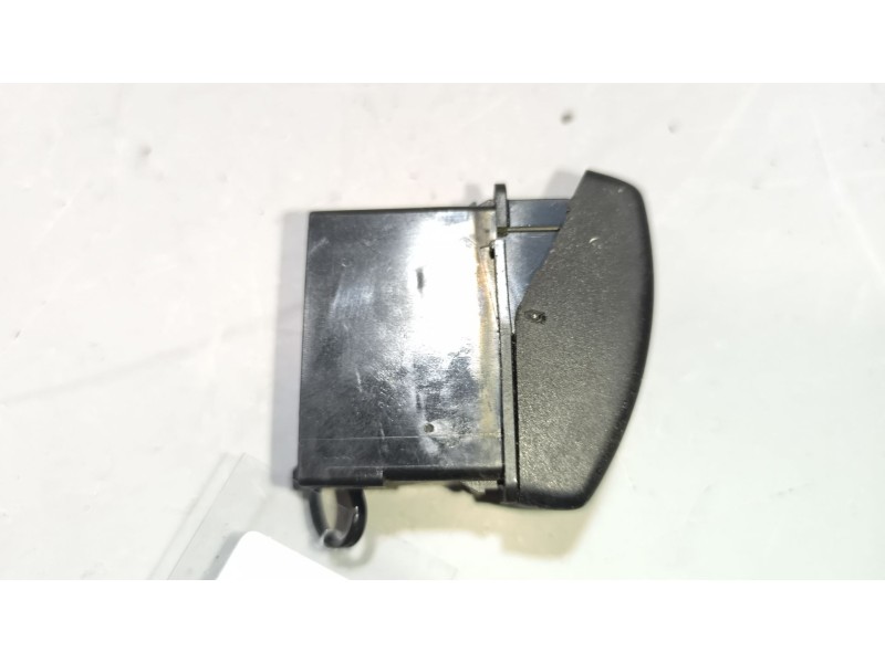Recambio de interruptor para daf serie xf105.xxx 12.9 diesel referencia OEM IAM 1435592  