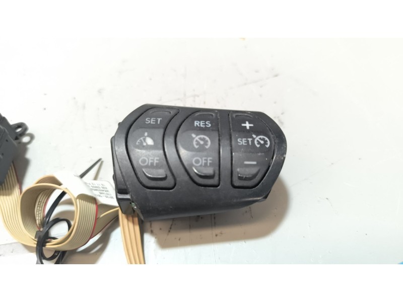 Recambio de mando volante para daf serie xf105.xxx 12.9 diesel referencia OEM IAM 1781448  