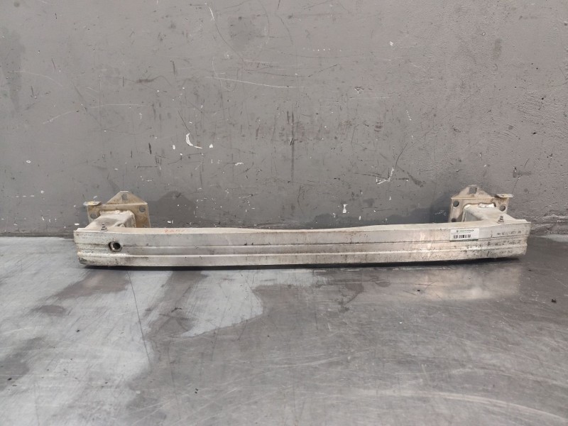 Recambio de refuerzo paragolpes delantero para peugeot 308 confort referencia OEM IAM 965674138001  