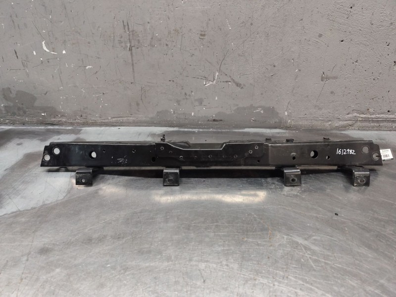Recambio de refuerzo paragolpes trasero para toyota auris (_e18_) 1.8 hybrid (zwe186_) referencia OEM IAM   