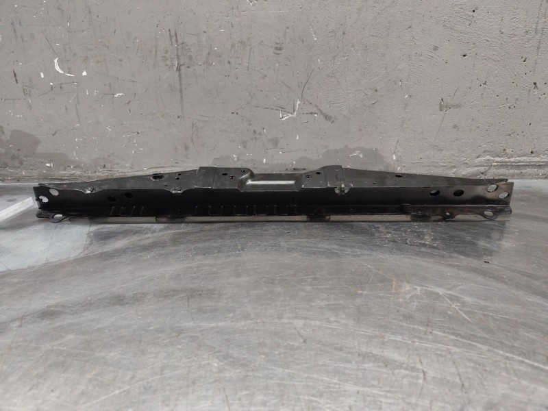 Recambio de refuerzo paragolpes trasero para toyota auris (_e18_) 1.8 hybrid (zwe186_) referencia OEM IAM   