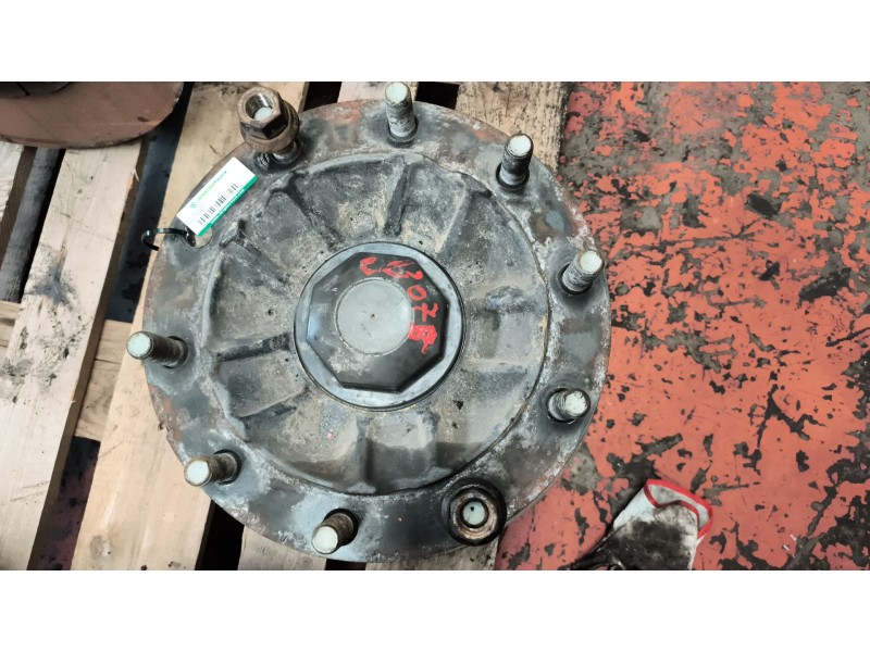 Recambio de buje delantero para renault serie t 12.8 diesel referencia OEM IAM 7421116593 7421535963 7421534388