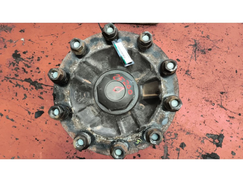 Recambio de buje delantero para renault serie t 12.8 diesel referencia OEM IAM 7421993642  