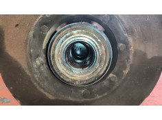 Recambio de buje delantero para renault serie t 12.8 diesel referencia OEM IAM 7421993642   2