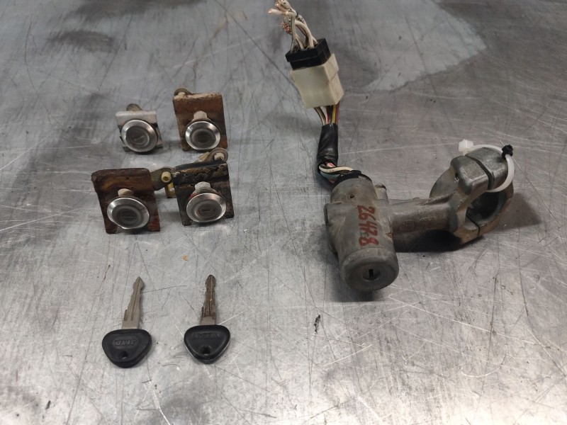 Recambio de juego bombines para nissan patrol iii/2 station wagon (w260) 2.8 d 4x4 referencia OEM IAM   