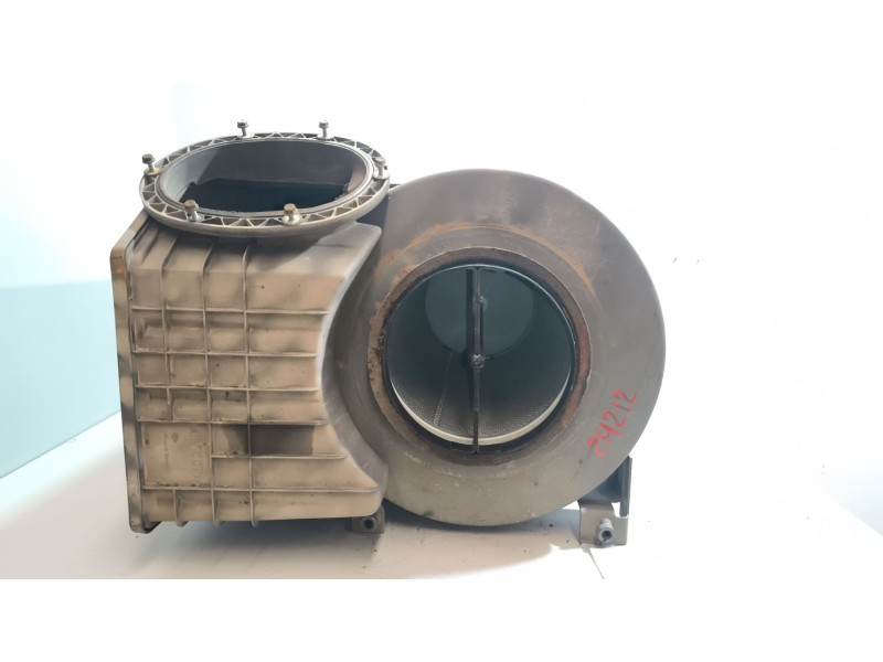 Recambio de filtro aire para iveco stralis (as) 12.9 diesel referencia OEM IAM 8137428  