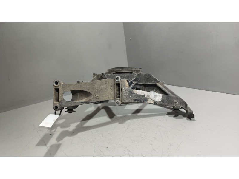 Recambio de soporte faro izquierdo para daf serie xf105.xxx 12.9 diesel referencia OEM IAM 1396936  