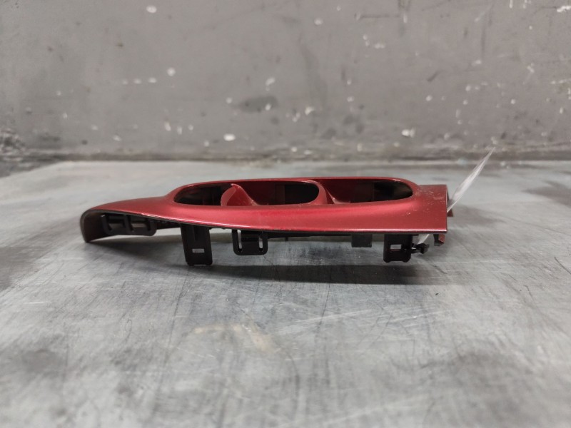 Recambio de moldura mando elevalunas delantero izquierdo para nissan juke (f15) 1.5 dci referencia OEM IAM 809611KM3A  