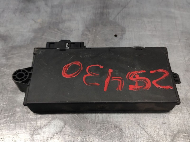 Recambio de centralita comfort para bmw 3 (e90) 320 d referencia OEM IAM 6135694383001  