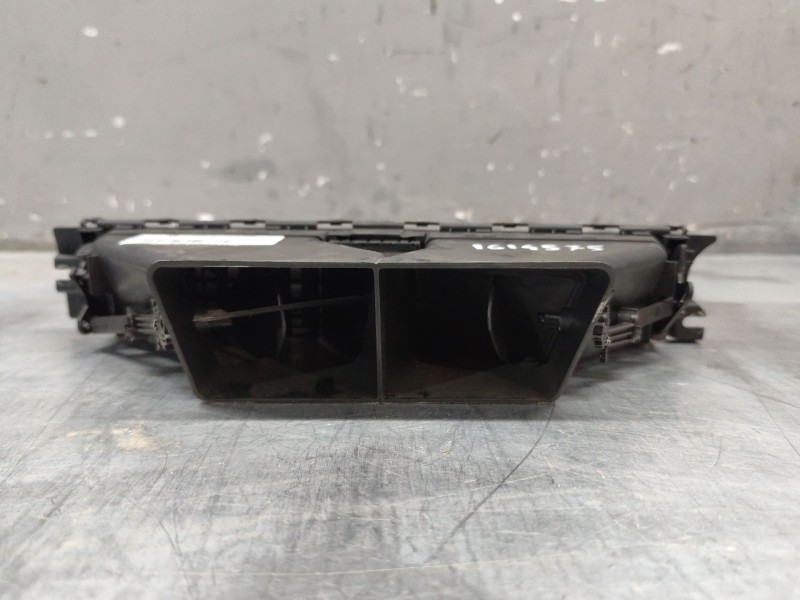 Recambio de aireador delantero central  para bmw 3 (e90) 320 d referencia OEM IAM 6422912330101  